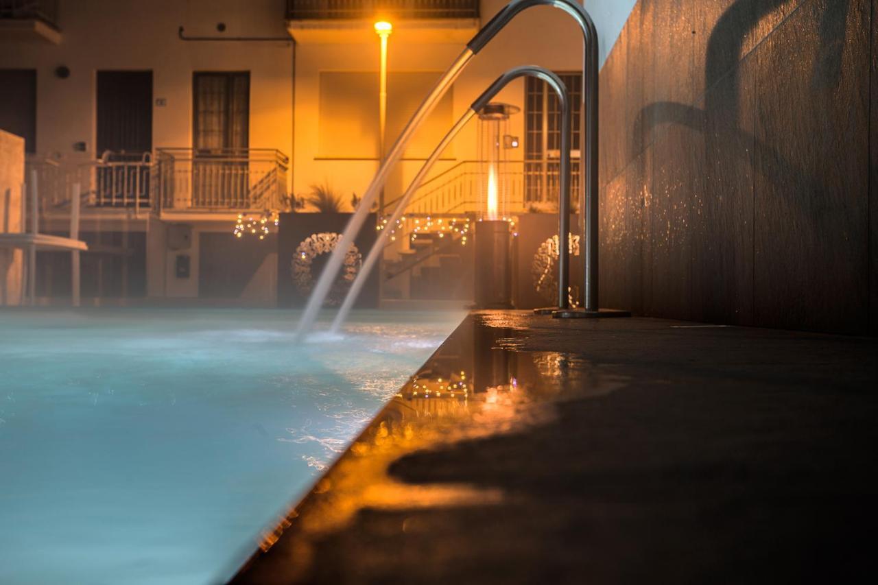 Evo Boutique Hotel & Spa Bellaria-Igea Marina Exterior foto